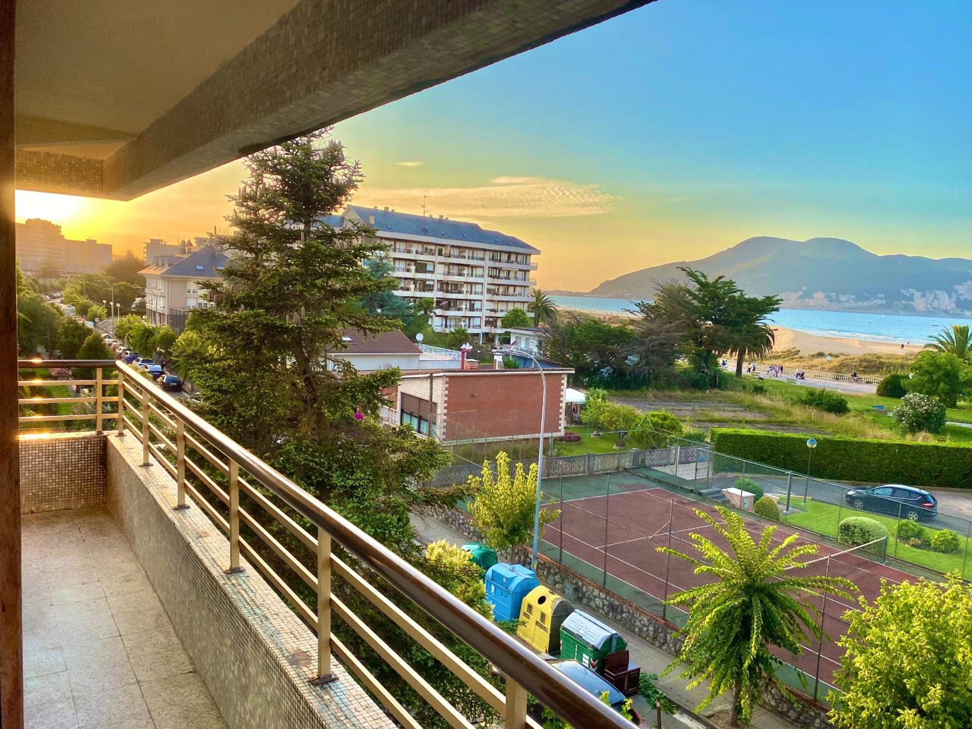Apartment Laredo Sea Beach Habitación foto